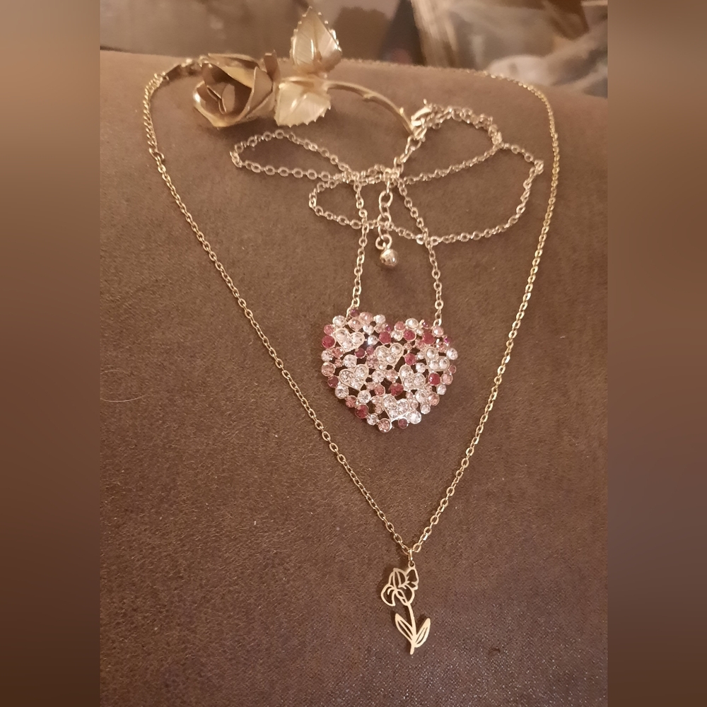 3 pieces Romantic romantic jewelry lot goldtone heart/floral - Picture 2 of 13